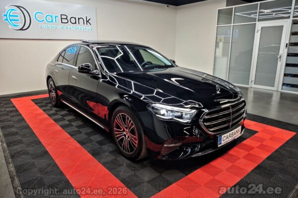 MERCEDES-BENZ E200 4MATIC